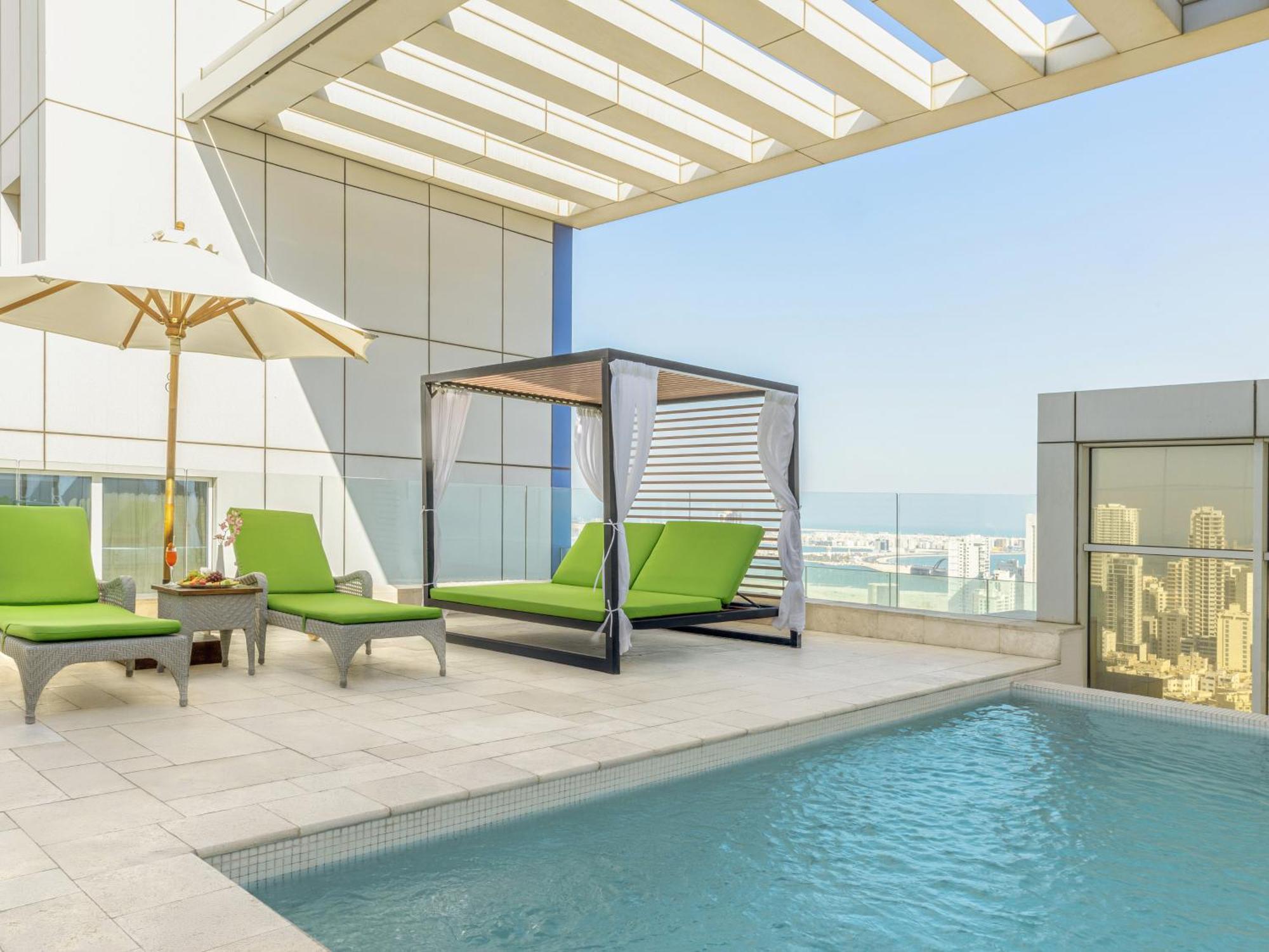 Swiss-Belsuites Admiral Juffair Al Manamah Esterno foto