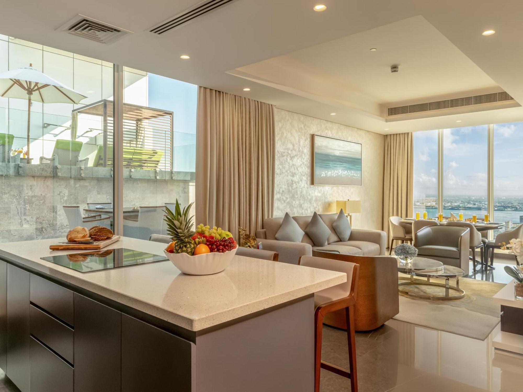 Swiss-Belsuites Admiral Juffair Al Manamah Esterno foto