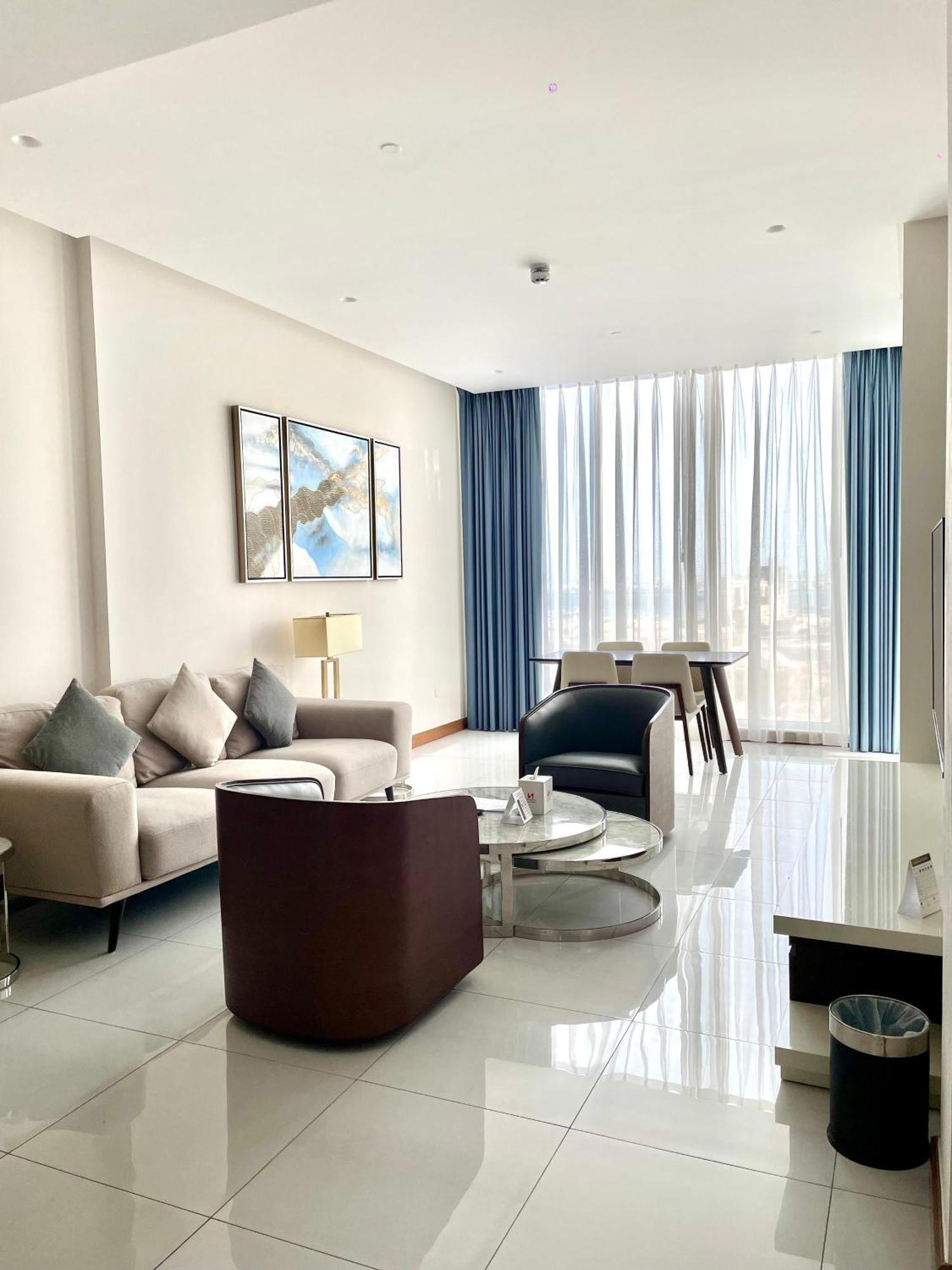 Swiss-Belsuites Admiral Juffair Al Manamah Esterno foto